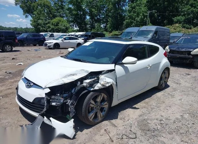 KMHTC6AD1GU255084 2016 2016 Hyundai Veloster 2