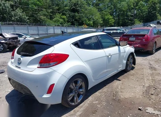 KMHTC6AD1GU255084 2016 2016 Hyundai Veloster 4