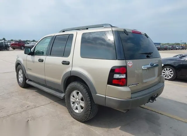 1FMEU63E26UA09414 2006 2006 Ford Explorer- Xlt 3