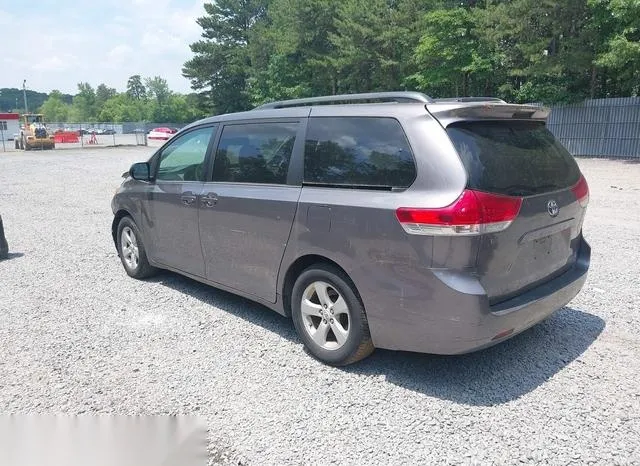 5TDKK3DC4CS264753 2012 2012 Toyota Sienna- Le V6 8 Passenger 3