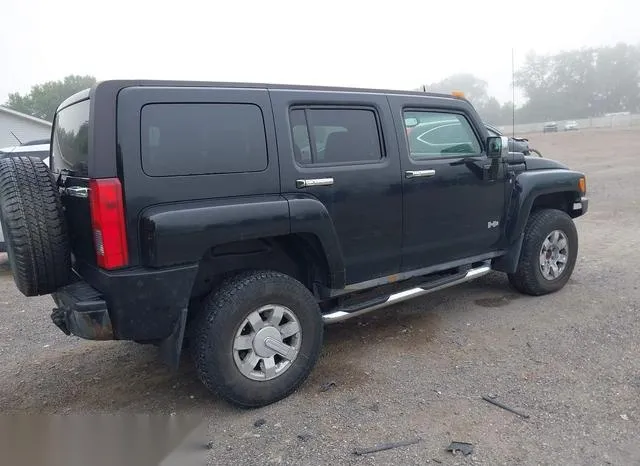 5GTDN136868316919 2006 2006 Hummer H3- SUV 4