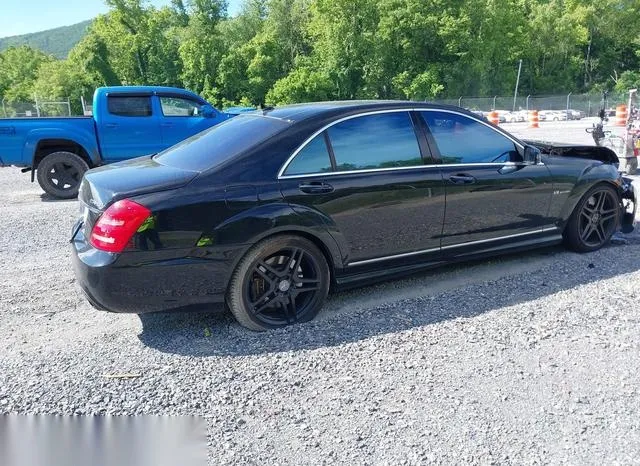 WDDNG7EB6BA372532 2011 2011 Mercedes-Benz S 63 AMG 4