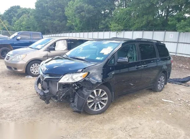 5TDDZ3DC8LS250438 2020 2020 Toyota Sienna- Xle 2