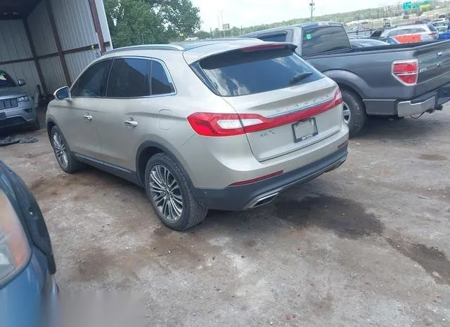 2LMPJ6LR0HBL47590 2017 2017 Lincoln MKX- Reserve 3