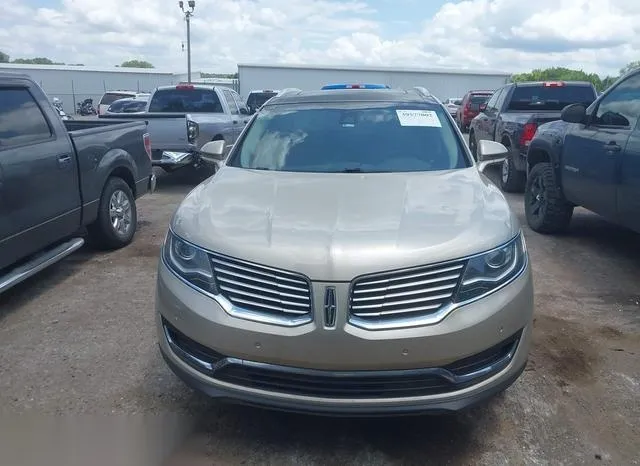 2LMPJ6LR0HBL47590 2017 2017 Lincoln MKX- Reserve 6