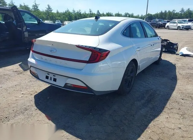 5NPEG4JA5MH078217 2021 2021 Hyundai Sonata- SE 4