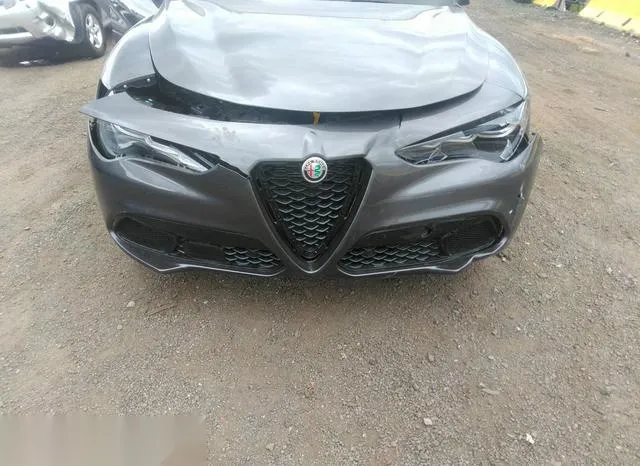 ZASPAKBN4R7D78267 2024 2024 Alfa Romeo Stelvio- Ti Awd 6