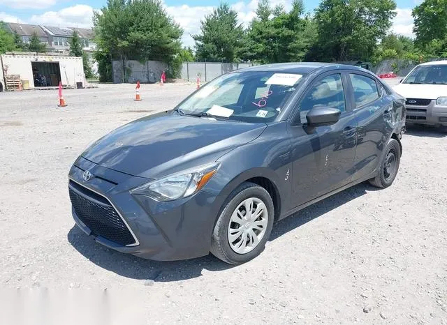 3MYDLBYV2KY500028 2019 2019 Toyota Yaris- L 2