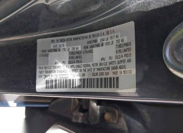 3MYDLBYV2KY500028 2019 2019 Toyota Yaris- L 9