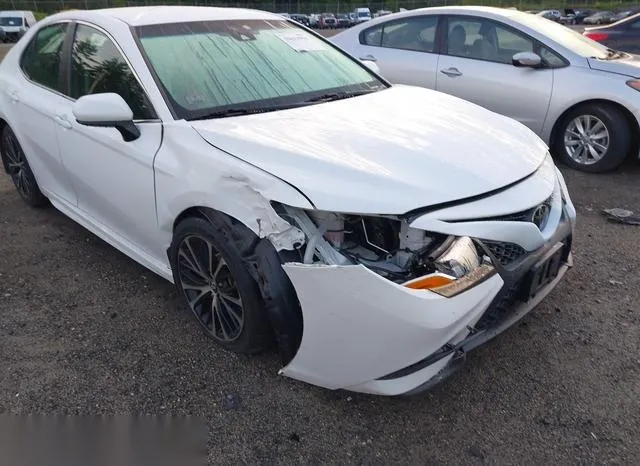 4T1B11HK0JU551827 2018 2018 Toyota Camry- SE 6