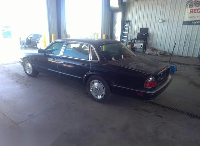 SAJHX6242VC793620 1997 1997 Jaguar XJ6 3