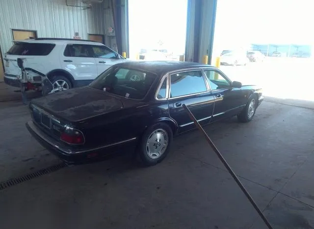 SAJHX6242VC793620 1997 1997 Jaguar XJ6 4