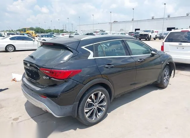 SJKCH5CR4KA006858 2019 2019 Infiniti QX30- Essential 4