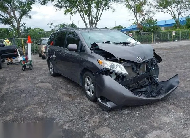 5TDKK3DC9CS262285 2012 2012 Toyota Sienna- Le V6 8 Passenger 1