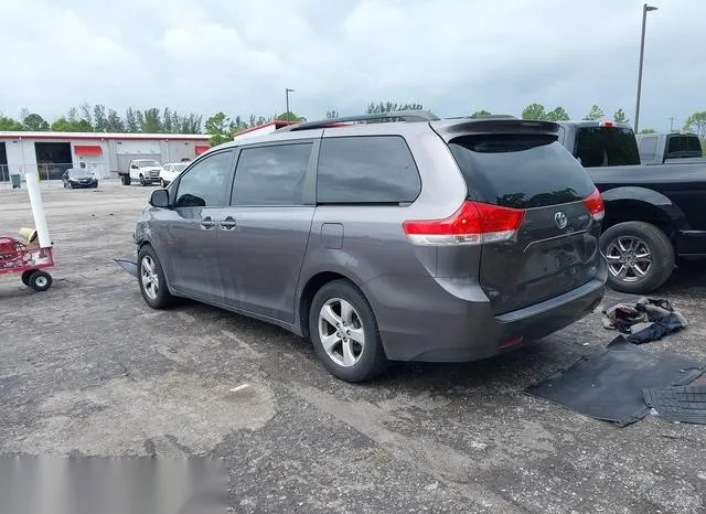 5TDKK3DC9CS262285 2012 2012 Toyota Sienna- Le V6 8 Passenger 3