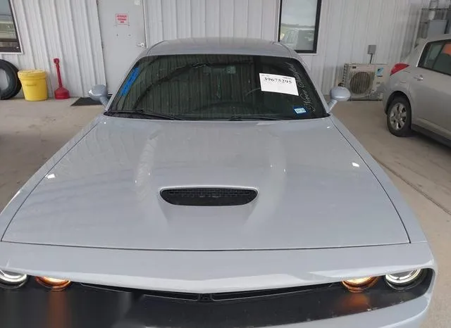 2C3CDZBT7NH156086 2022 2022 Dodge Challenger- R/T 6