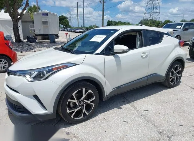 JTNKHMBX2J1010099 2018 2018 Toyota C-HR- Xle 2