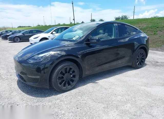 7SAYGDED6RF085011 2024 2024 Tesla Model Y- Long Range/Rwd 2