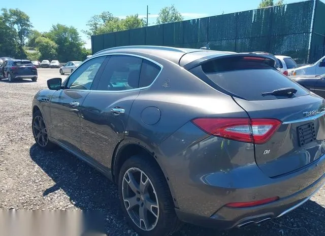 ZN661XUL0JX274214 2018 2018 Maserati Levante- Granlusso 3