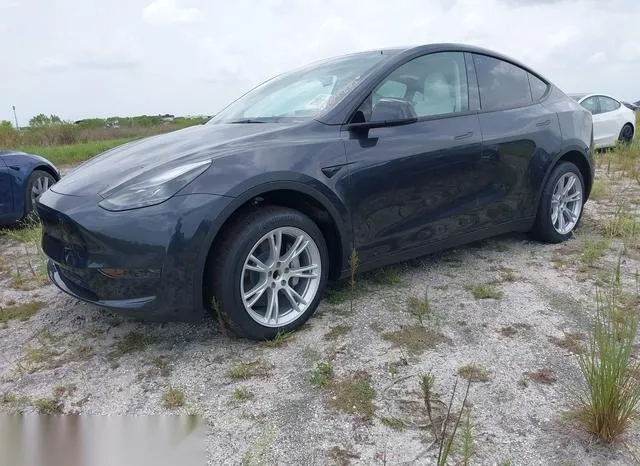 7SAYGDED7RF087401 2024 2024 Tesla Model Y- Long Range/Rwd 2