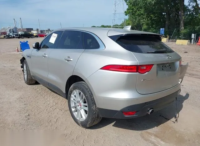 SADCK2BV3HA068685 2017 2017 Jaguar F-Pace- 35T Prestige 3