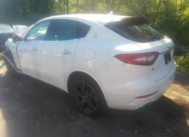 ZN661XUA3LX351420 2020 2020 Maserati Levante 3