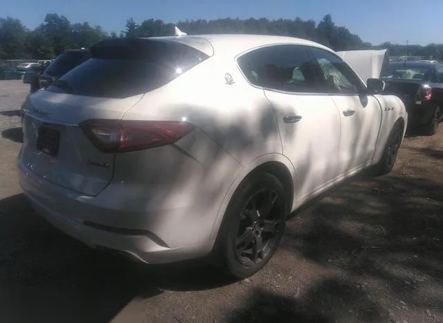 ZN661XUA3LX351420 2020 2020 Maserati Levante 4