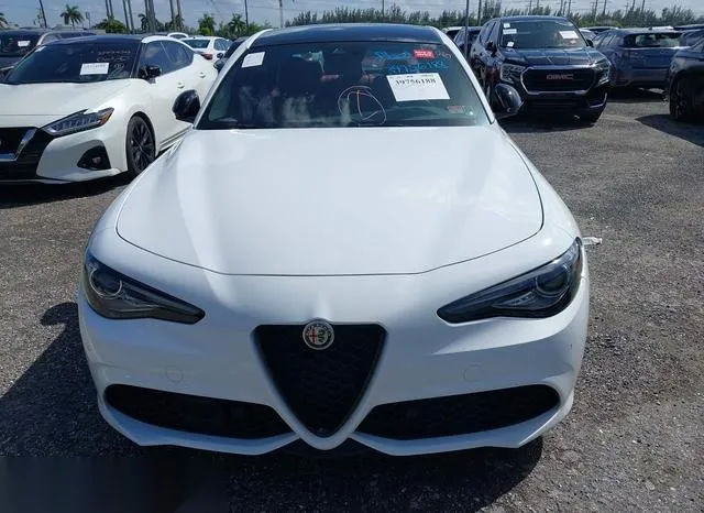 ZARFAMBNXN7653673 2022 2022 Alfa Romeo Giulia- Veloce Ti Rwd 6