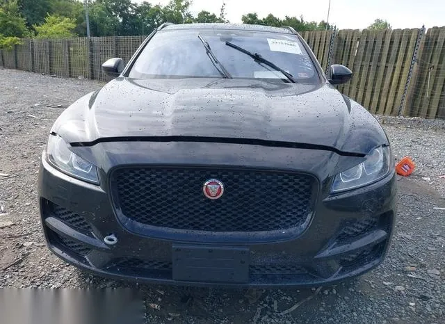 SADCJ2BN8HA488011 2017 2017 Jaguar F-Pace- 20D Premium 6