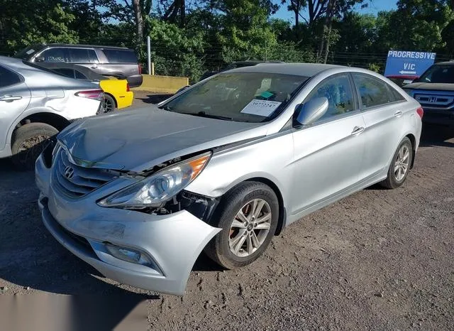 5NPEB4AC8DH788728 2013 2013 Hyundai Sonata- Gls 2