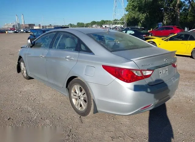 5NPEB4AC8DH788728 2013 2013 Hyundai Sonata- Gls 3