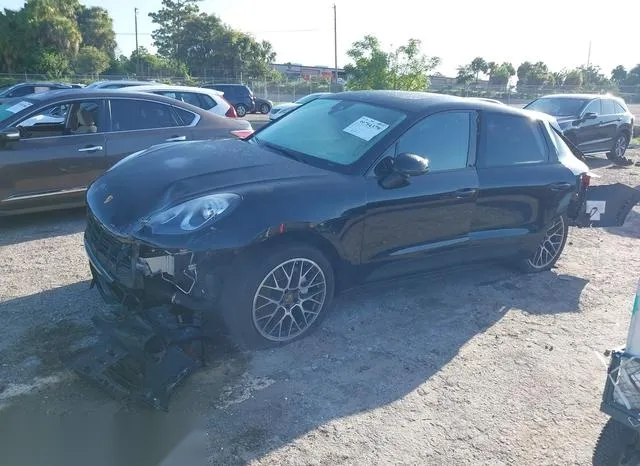 WP1AA2A57JLB12901 2018 2018 Porsche Macan 2