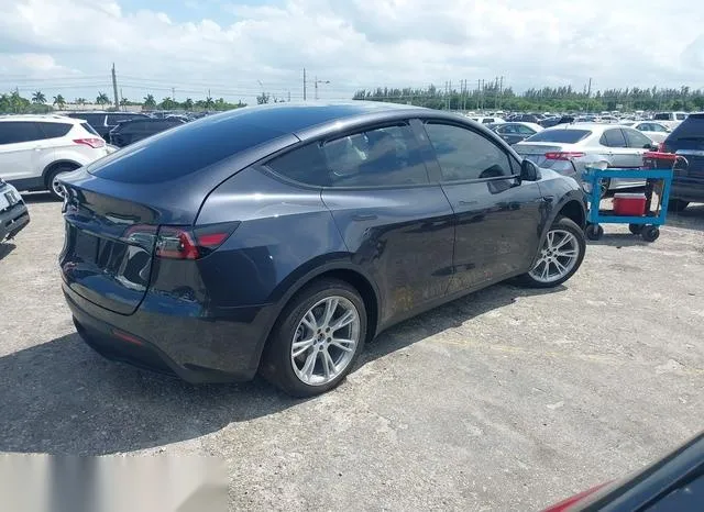 7SAYGAEE6RF080365 2024 2024 Tesla Model Y- Long Range Dual M 4