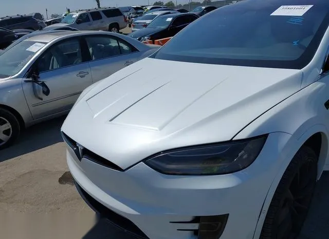 5YJXCBE40JF134197 2018 2018 Tesla Model X- 100D/75D/P100D 10