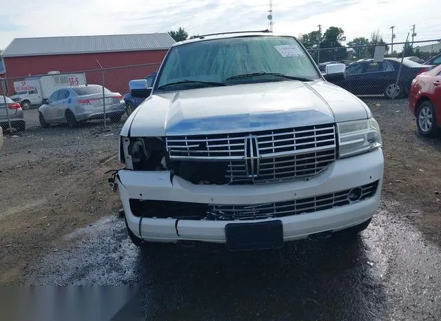 5LMJJ2J56BEJ04952 2011 2011 Lincoln Navigator 6