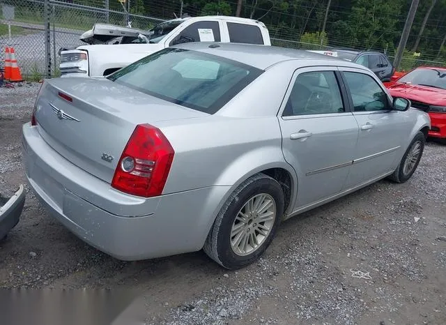 2C3KA53V09H544022 2009 2009 Chrysler 300- Touring 4