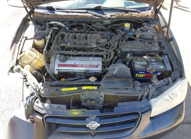 JN1CA31A31T112460 2001 2001 Nissan Maxima- SE 10