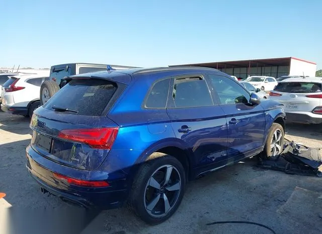 WA1FAAFY4N2112607 2022 2022 Audi Q5- Prestige 45 Tfsi S Line 4