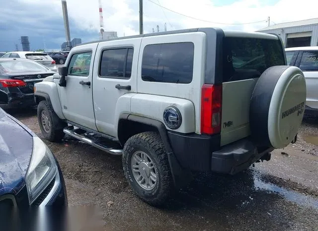 5GTMNJEEXA8122972 2010 2010 Hummer H3- SUV Luxury 3