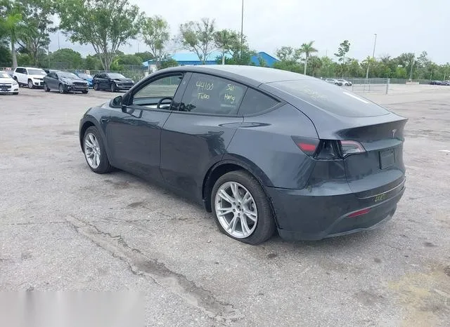 7SAYGDED9RF093622 2024 2024 Tesla Model Y- Long Range/Rwd 3