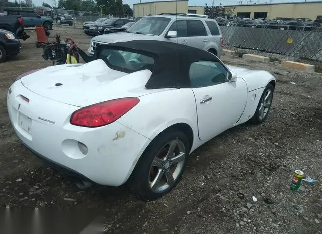 1G2MB35B07Y108576 2007 2007 Pontiac Solstice 4