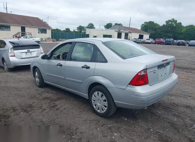 1FAFP34N85W243529 2005 2005 Ford Focus- ZX4 3