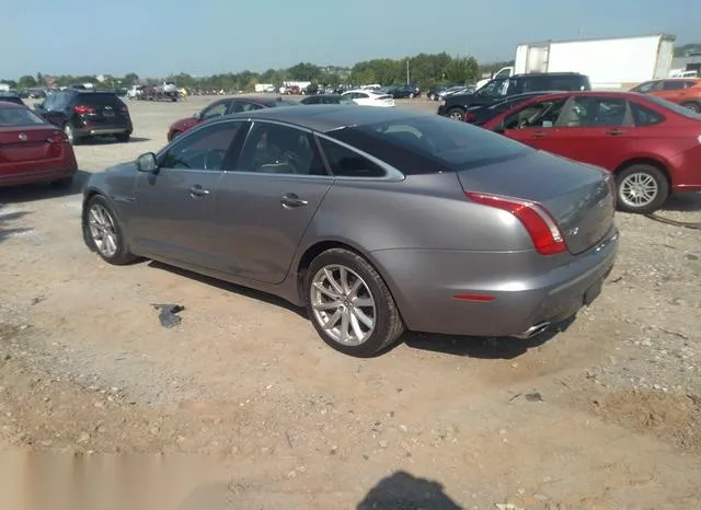 SAJWA1CB2BLV12100 2011 2011 Jaguar XJ 3