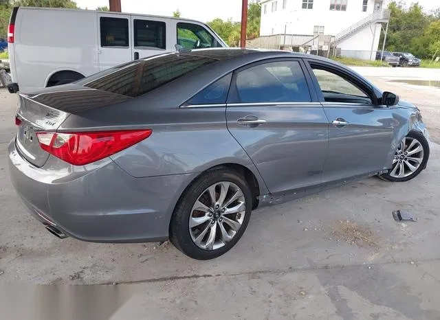 5NPEC4AB3BH227550 2011 2011 Hyundai Sonata- Se 2-0T 4