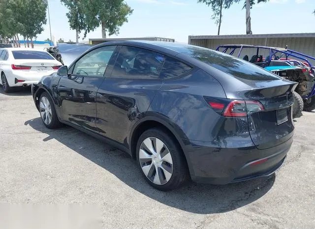 7SAYGDED2RF050935 2024 2024 Tesla Model Y- Long Range/Rwd 3