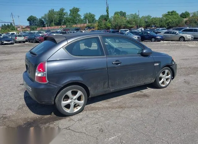 KMHCN36CX7U011426 2007 2007 Hyundai Accent- SE 4