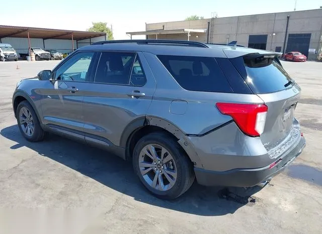 1FMSK8DH1NGA72367 2022 2022 Ford Explorer- Xlt 3