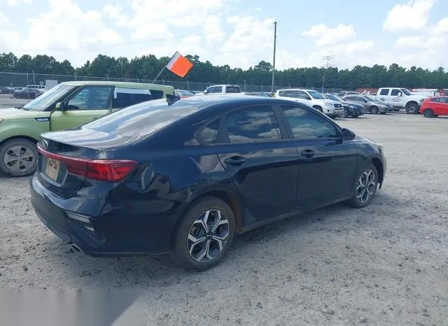 3KPF24AD8ME294015 2021 2021 KIA Forte- Lxs 4