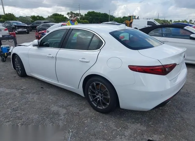 ZARFAMAN4K7621542 2019 2019 Alfa Romeo Giulia- Rwd 3