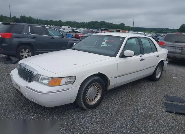 2MEFM75WXWX658194 1998 1998 Mercury Grand Marquis 2